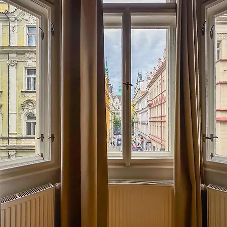 The Place In - Old Town Apartamento Praga